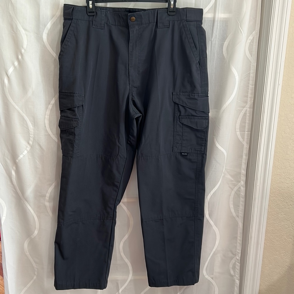 Tru-Spec Mens Dark Gray Tactical/Work Cargo Pants, Size 40